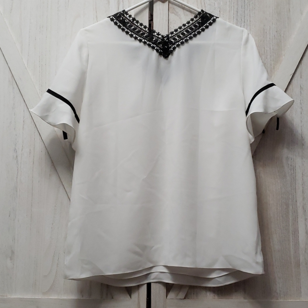 Flutter Sleeve Top - Picture 4 of 4